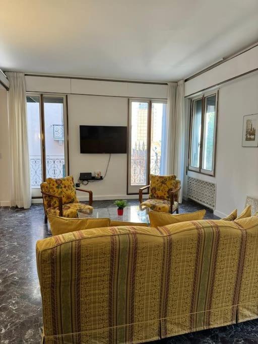Madoneta Apartment Венеція Екстер'єр фото